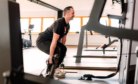 KRANKENGYMNASTIK AM GER&Auml;T